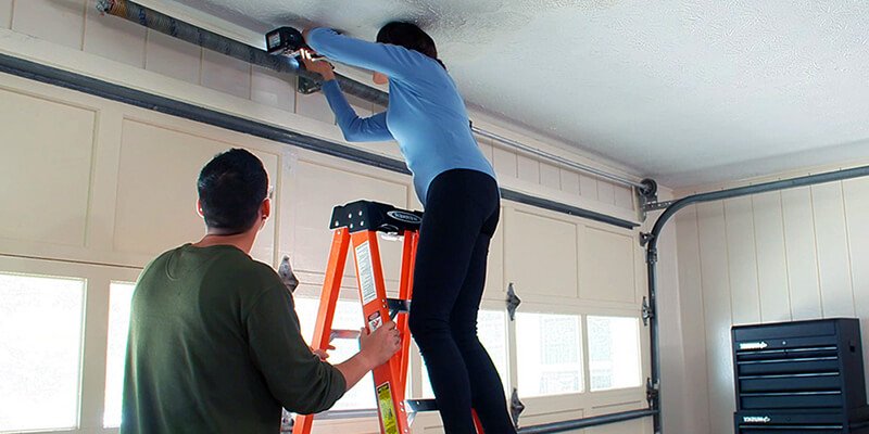 Garage Door Repairman - Hustler Garage Door Repairs